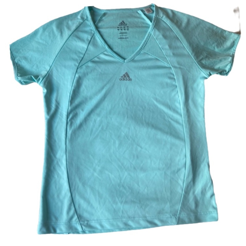 Women’s Adidas V-neck tech tee NWOT